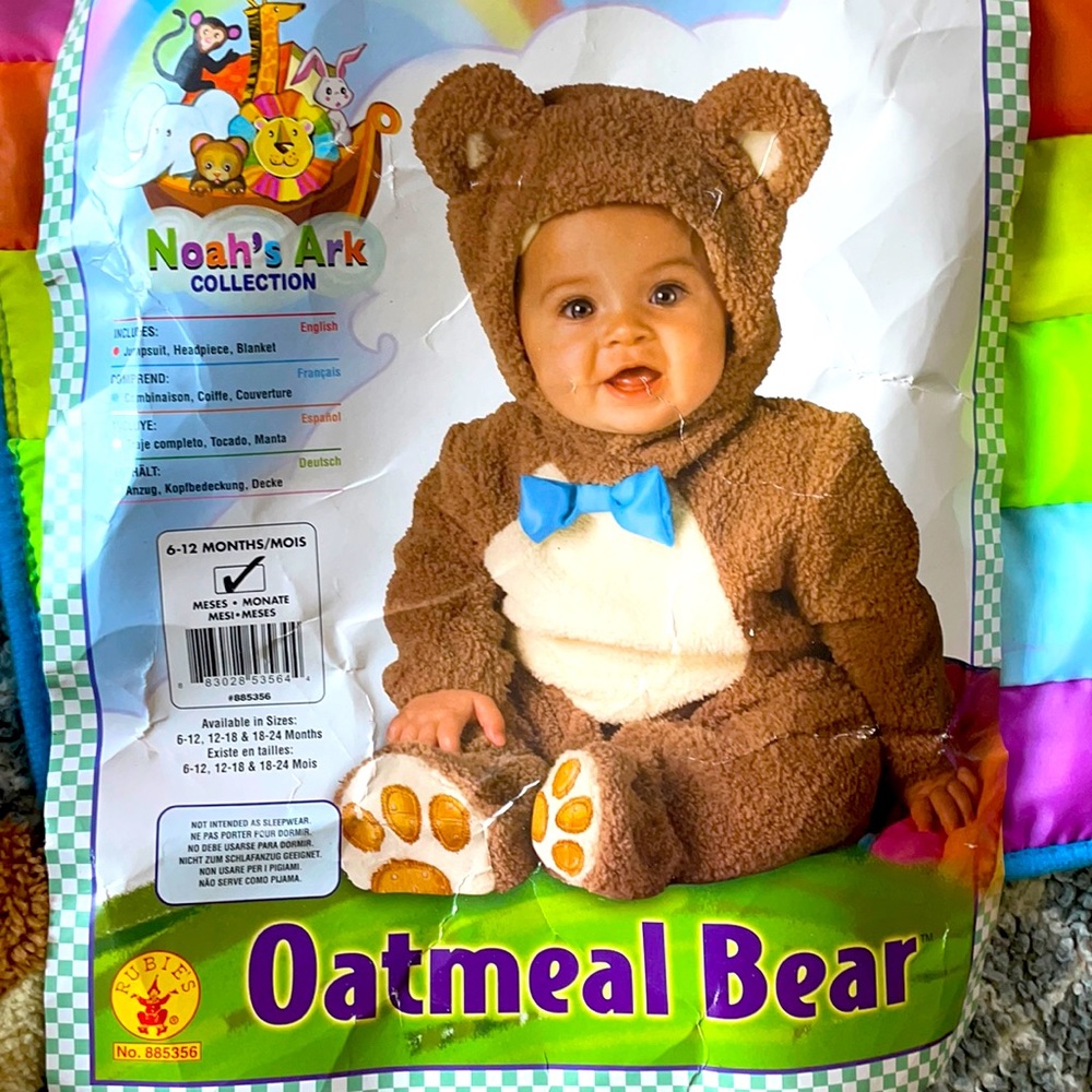 Worn once mint condition baby bear costume
